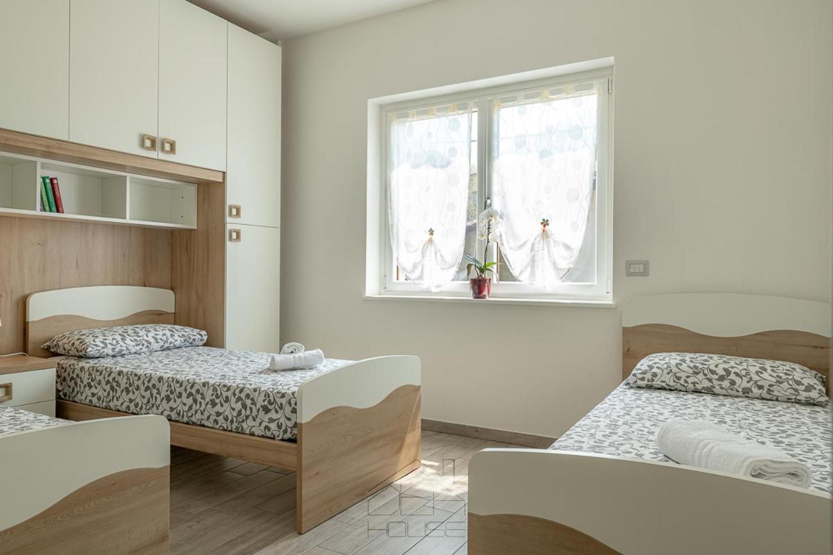 Dea House Apartment Nesso Bagian luar foto